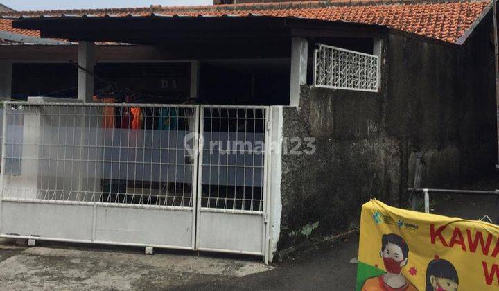 Dijual Rumah Dalam Komplek Strategis di Pondok Labu 2