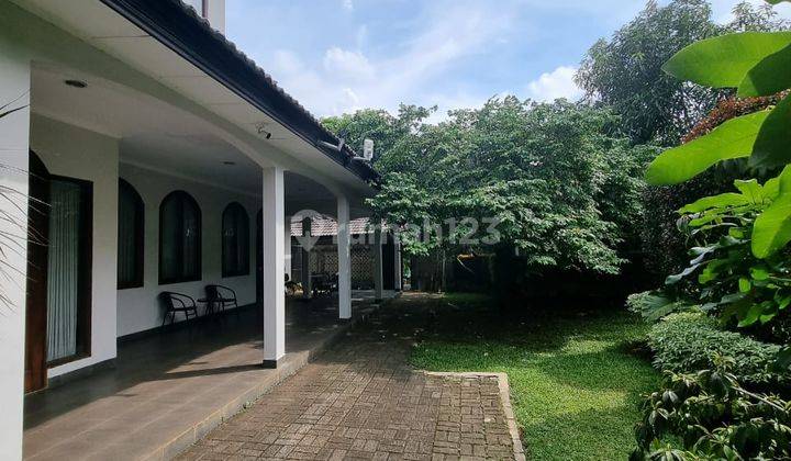 Rumah besar cocok buat keluarga besar 1