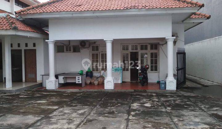 (Sale) Rumah Daerah menteng Cocok Dijadikan Kantor. 2