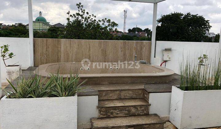 Rumah modern dan Cantik di Kemang ada rooftop dan liftnya 2