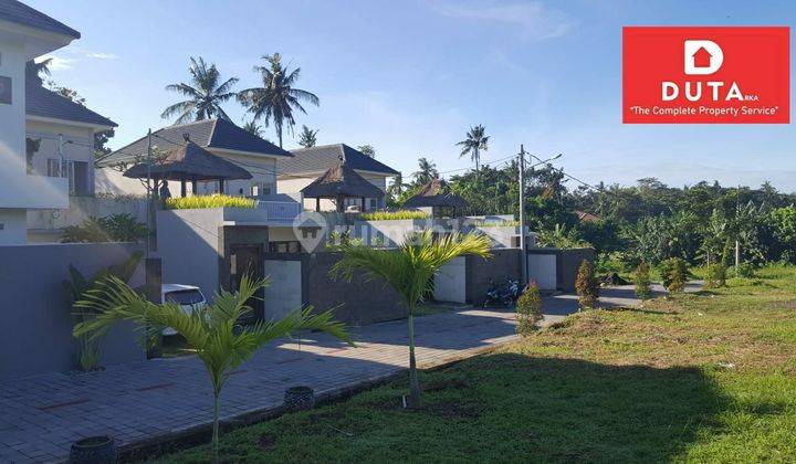 Dijual Villa Merak Residence 2 Lantai berikut Kolam Renang Private Gate, Tanah Lot - Bali 1
