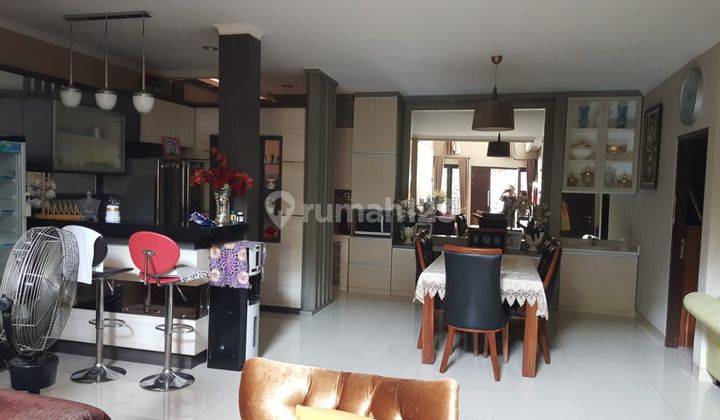 Dijual Rumah Lokasi Terdepan di Vila Melati Mas, Serpong 2