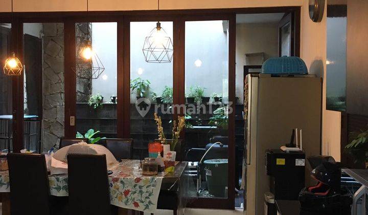 Rumah cantik lokasi premium di bintaro tangerang selatan 2