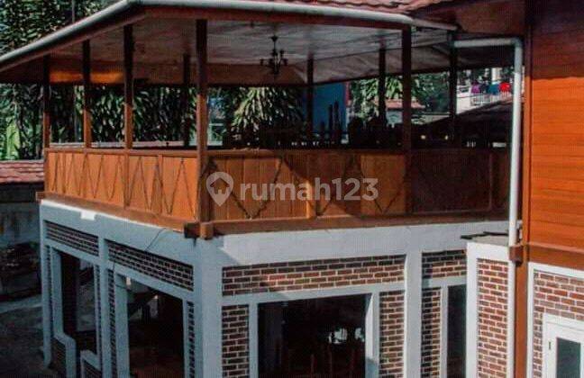 Villa terawat di cisarua bogor 2