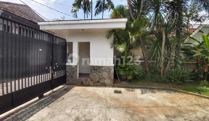 Rumah Bagus Strategis, Ampera Area