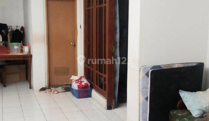 Rumah lama terawat 2