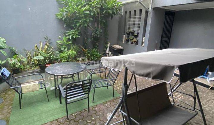 For Sale Rumah Bagus ada kost Exclusive di Cipete Jakarta Selatan 1