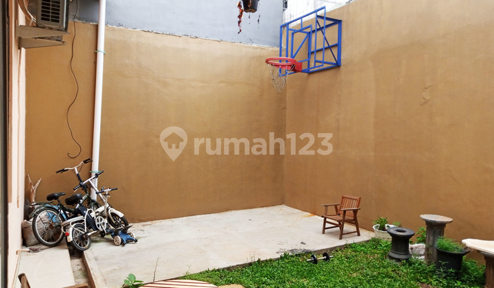 Rumah Dijual Dalam Komplek Jatimurni Pondok Gede 2