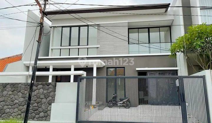 Minimalis Mewah Lux Manyar Tirtoyoso, Kertajaya Surabaya Timur 1