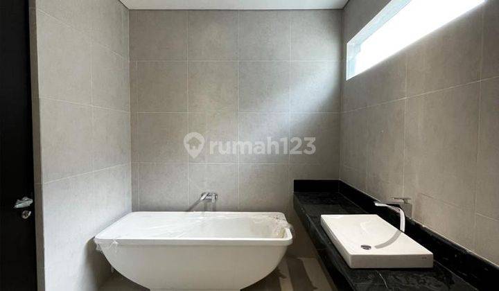 Minimalis Mewah Lux Manyar Tirtoyoso, Kertajaya Surabaya Timur 2