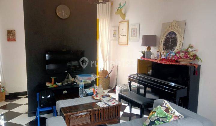 Dijual Rumah Tanah Luas Ada Kolam Renang di Maleo Bintaro Sektor 9 2