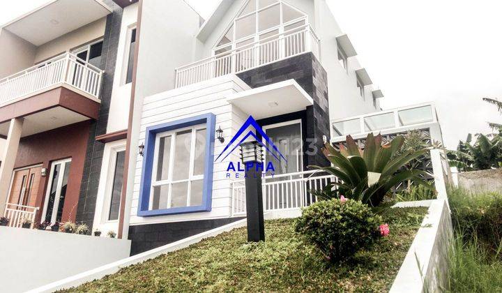 Dijual Rumah Kekininan Bangunan Baru di Lembang 2