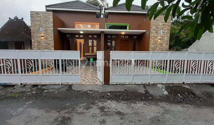 Rumah Cantik Siap Huni Di Jalan Kaliurang Km 13 2