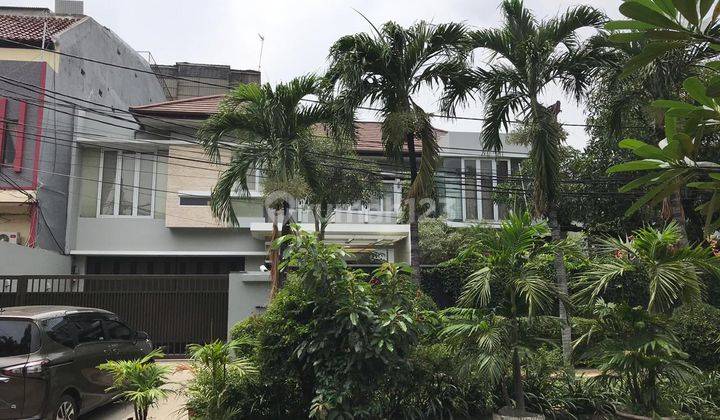 Rumah siap huni nyaman di tomang 2