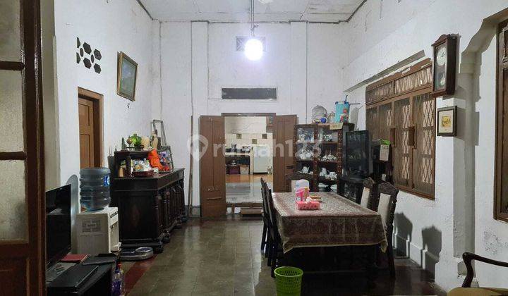 Rumah tua cocok untuk usaha di Cikini Menteng Jakarta Pusat 1