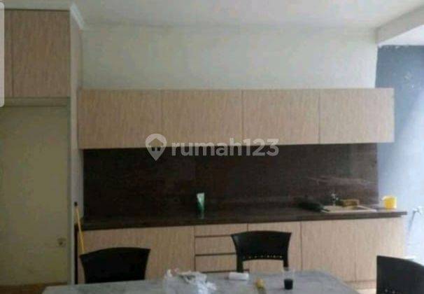 Di Sewakan Rumah 2 Lantai Semi Furnished Siap Huni Digrand Wisata 2