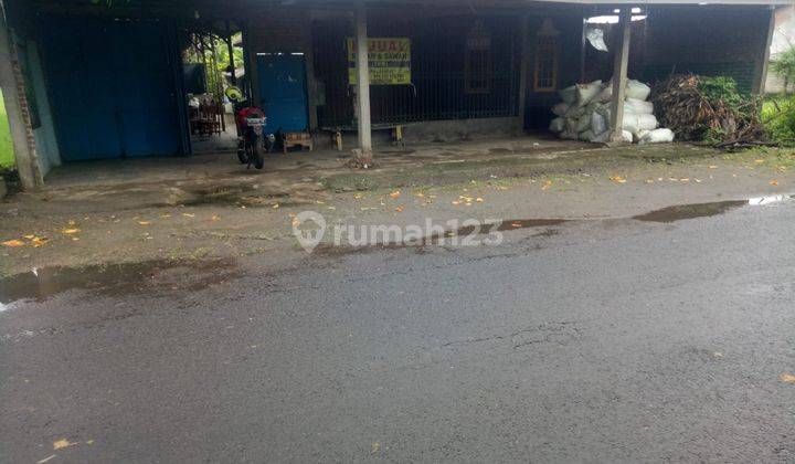 Rumah dg tanah yg luas Jl. Raya Kertosono Papar Warujayeng 1