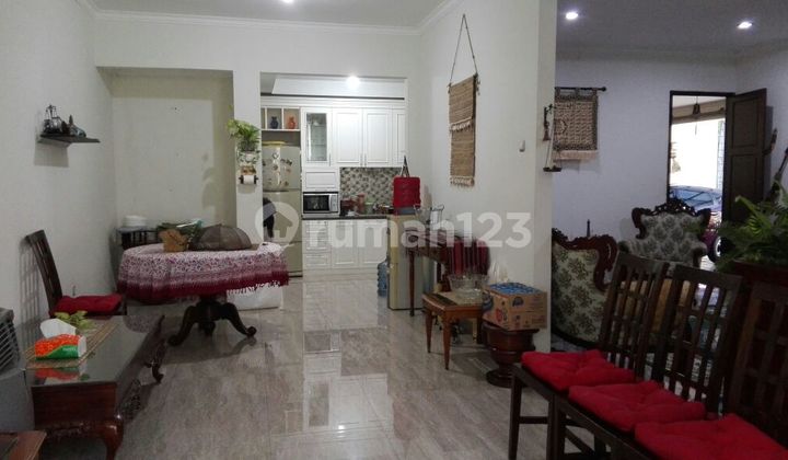 Rumah Siap huni bersih dan terawat lokasi strategis bintaro dengan akses mudah dijangkau 2