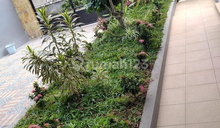 Renovated Semi-Furnished House with SHM Certificate, Tangerang City, Tangerang 2