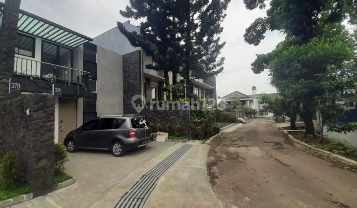 Rumah Minimalis Modern Lokasi Pasteur Bandung Kota 2