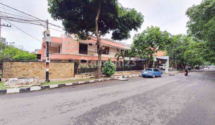 Rumah Jalan Raya Gayungsari Barat cocok untuk usaha dan bisa dibangun menjadi 5 ruko dimensi 25x18m, Hook/Pojokan 2