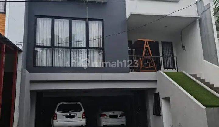 Rumah cantik 2 lantai siap huni dekat tol jorr bsd kencanaloka ext  1