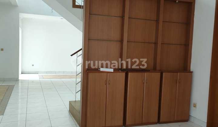 Rumah bagus siap huni di bintaro 2
