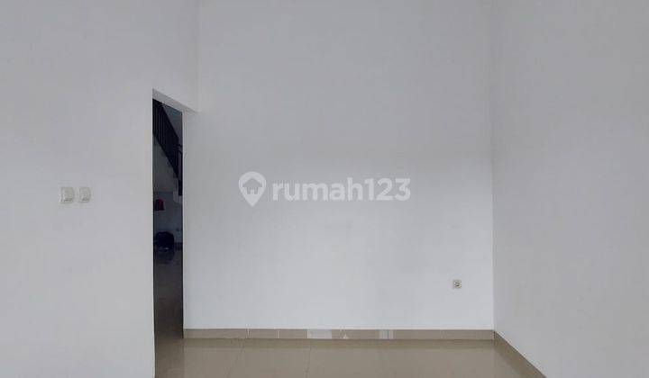 Jual Rumah 2 Lantai Siap Huni dekat Waterpark Kranggan 2