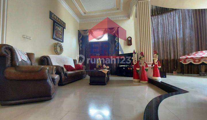 Jual Rumah Mewah Perabot Lengkap Posisi Hook Kawasan Araya 2