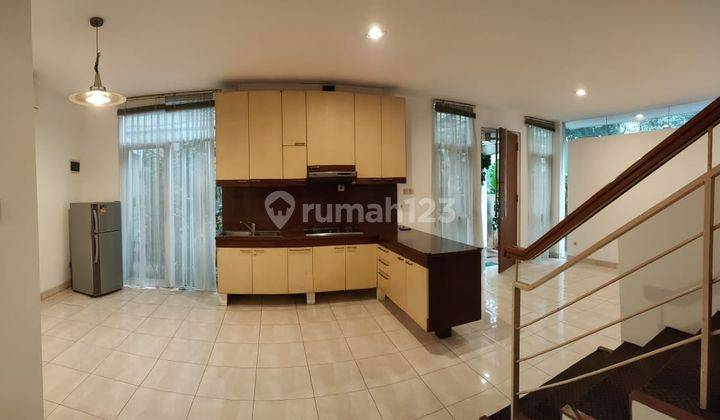 Konsep Small Townhouse, Rumah Sewa Ini Bisa Dijadikan Kantor  2