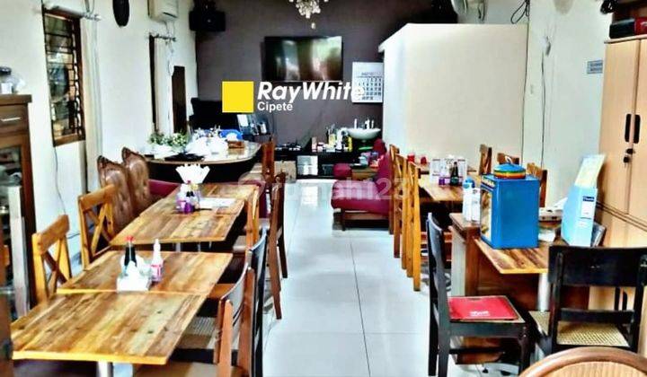 Turun Harga ..Rumah Usaha siap huni dgn 8 Kos an dan Resto di Rawamangun Jaktim
 2