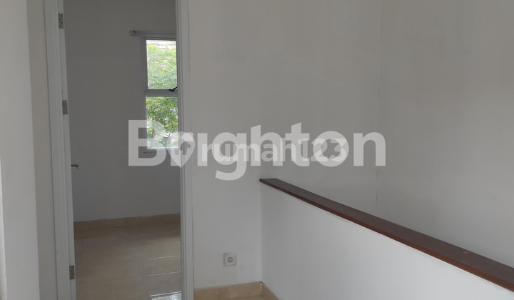 Hyland @Greenwichpark, two-story house at the best current price, tidy condition ready to occupy, in a premium cluster with 3 club houses with free access. 2