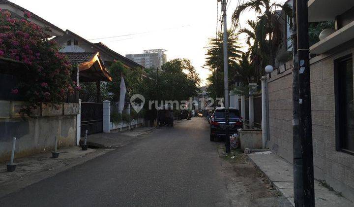 Rumah di Jl. Bangka Jakarta Selatan SHM, Bebas Banjir 1