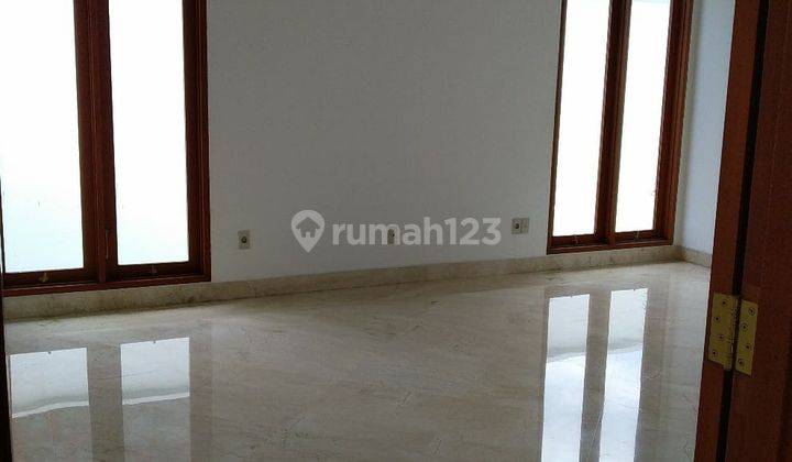 DI JUAL RUMAH (Siap Huni/Ada Kolam Renang ) DI JL.GEDUNG HIJAU PONDOK INDAH JAKARTA SELATAN 2