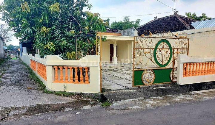 Rumah Bagus Perkampungan Nyaman Siap Huni Dekat Kampus UNS 2