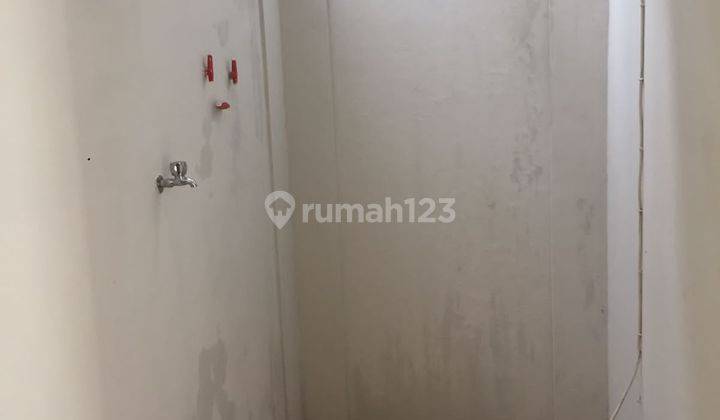 Rumah Baru Renov Di Dekat Graha Raya 2