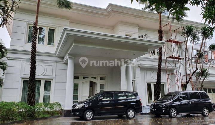 Rumah Mewah Daerah Menteng 1