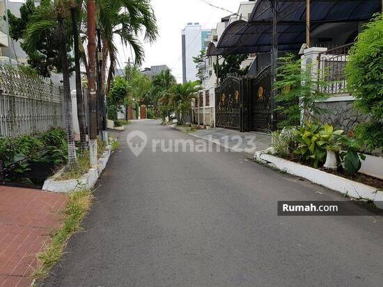 RUMAH TUA JARANG DIJUAL DI CIDENG, LOKASI BAGUS! ! 2