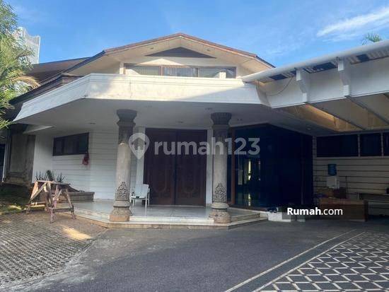 RUMAH, SELANGKAH MENUJU SCBD SUDIRMAN, PASIFIC PLACE, DAN SENOPATI 1