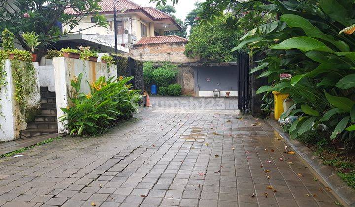 Rumah Town House  3 Lantai  Cilandak 2