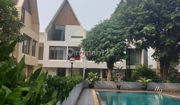 Siap huni townhouse Amaya Jatipadang harga menarik hadap Selatan 1