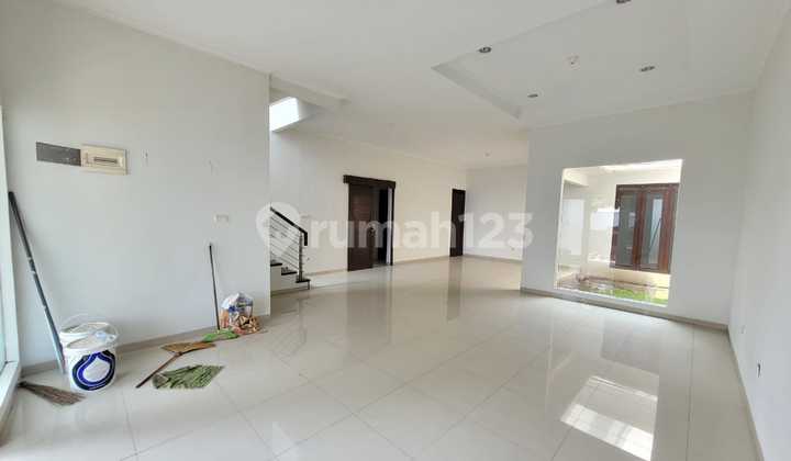 Rumah Singgasana Pradana Bangunan Minimalis 2