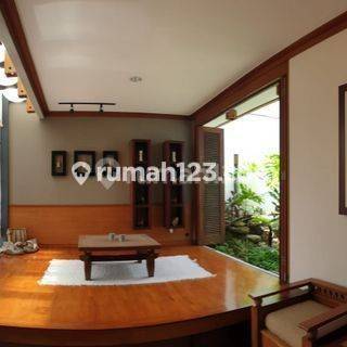 Rumah Mewah Full Furnish di Setra Duta Kebon Besar Bandung 2