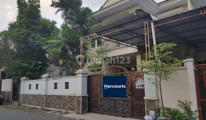 Rumah bgus 2 lantai di Kartosura  1