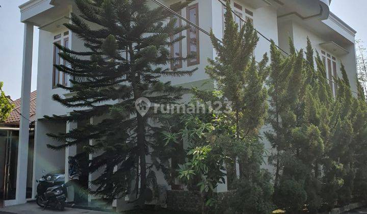 Rumah Cantik Dan Asri 2 Lantai Di Posisi Hook Dalam Cluster 1