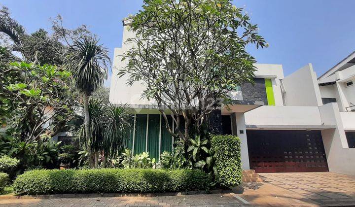 FOR RENT MODERN HOUSE INSIDE PRIVATE COMPLEX IN JALAN BANGKA 1