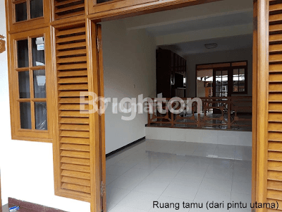 rumah istimewa  area bunga bunga di malang 2