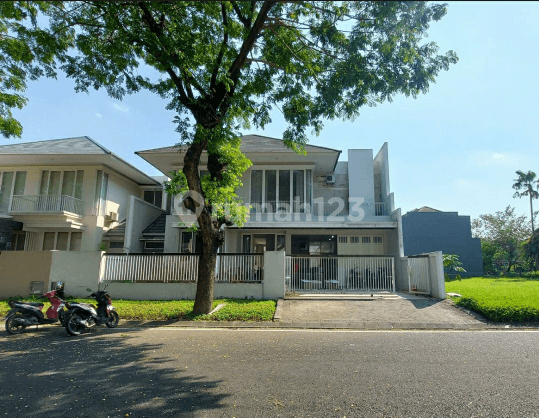 RAYA Rumah Royal Residence Wiyung Sby Row BOULEVARD 1