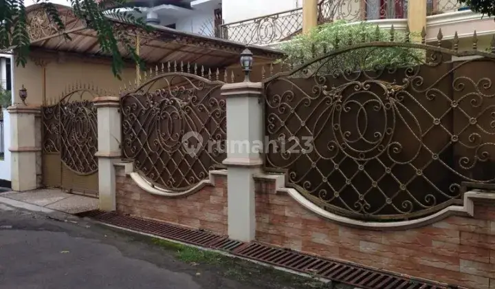 Beautiful House @ Cirendeu (Best Price) Luas Tanah 325m2 2