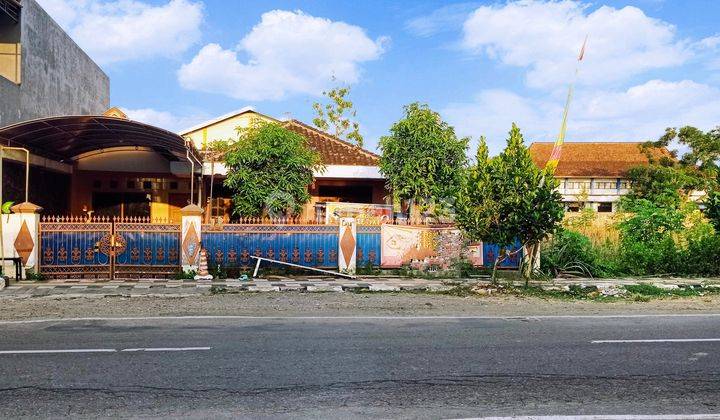 Rumah second siap huni pinggir jalan raya bejen karanganyar murah